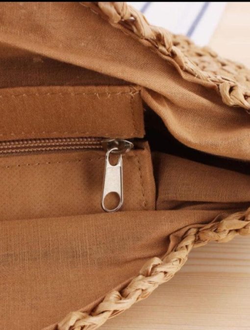 Bali Round Straw Handbag - Image 4