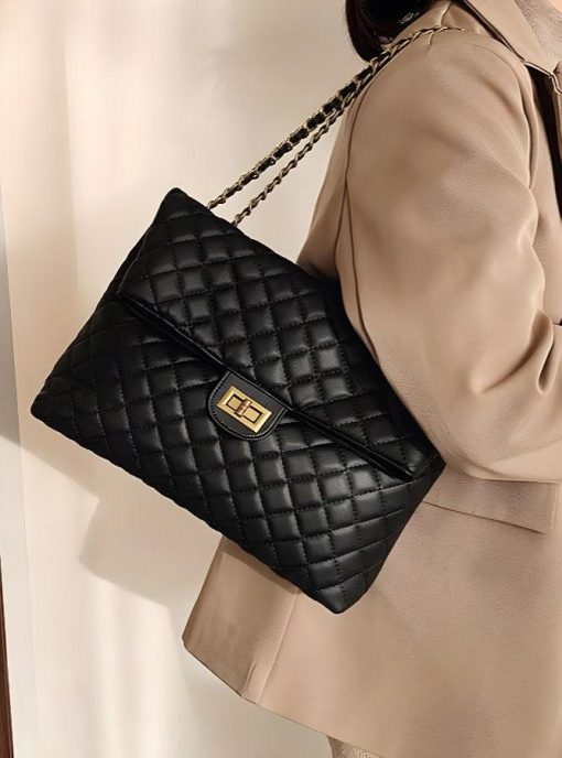 Black Quilted Chain Shoulder Bag - Image 3