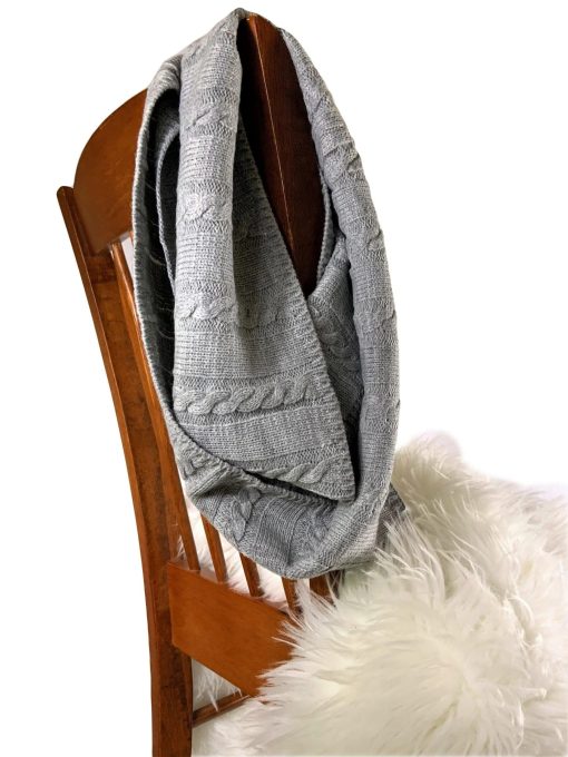 Cable-Knit Infinity Scarf - Grey Scarves