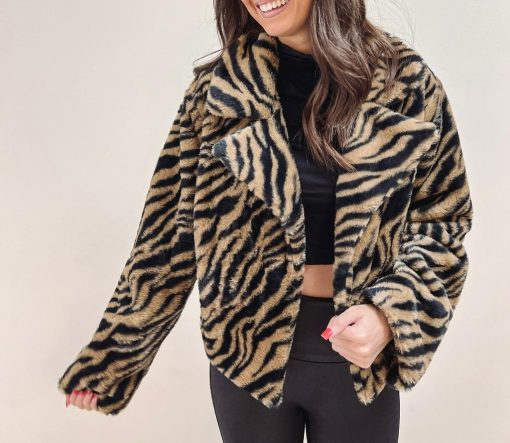 Printed Jacket - Image 3