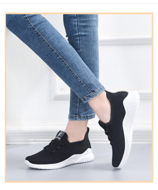 Summer Loophole Flying Woven Surface Women's Shoes White Bottom Black Surface Mother Sports Shoes Breathable Soft Bottom Running Women's Shoes - Image 3